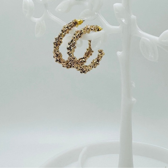 The Golden Earrings Duo Bundle - Picture 2 of 8